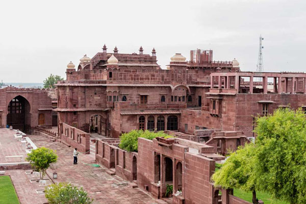 Pokaharan Museum
